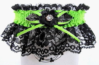 Prom Garters Feature,black lace prom garters, no marabou feather prom garters, prom 2010 garters, online prom garters, prom garter tradition, garder, garders