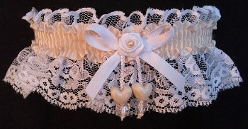 Nude Double Hearts Garter on White Lace for Wedding Bridal Prom Dance