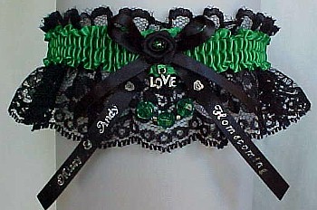 Homecoming Garter Feature with Love Charm, Personalized Homecoming Ribbon Tails. Personalized Homecoming Garters in Your School Colors. garders, garder