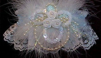 Deluxe Opalescent Sequin Bridal Wedding Garter on Ivory Lace. Ivory & Blue garters. garders, garder