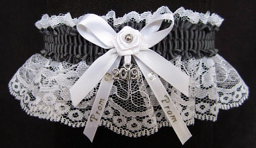 Pretty Prom Garter in Charcoal Gray with Imprint and Year Charm