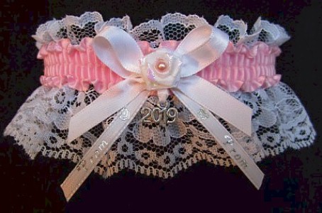 Pretty Prom Garter in Pearl Pink with Imprint and Year Charm