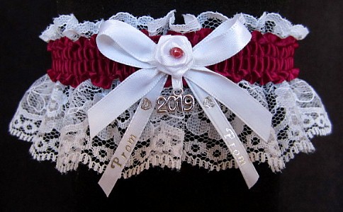 Pretty Prom Garter in Wine with Imprint and Year Charm