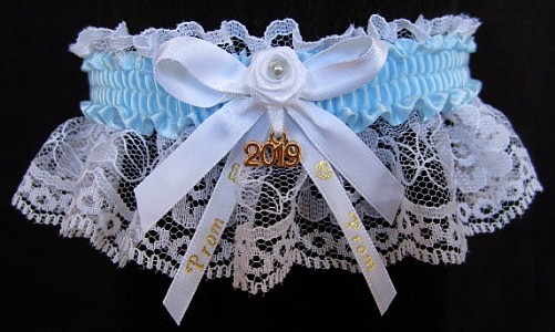 Pretty Prom Garter in Lt Blue with Imprint and Year Charm