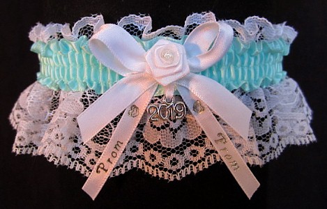 Pretty Prom Garter in Aqua with Imprint and Year Charm
