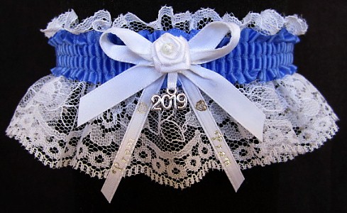 Pretty Prom Garter in Wisteria with Imprint and Year Charm