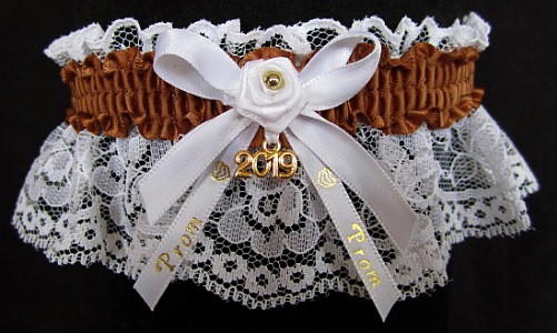 Pretty Prom Garter in Coffee with Imprint and Year Charm
