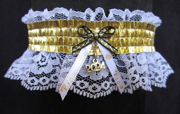 Lame Gold Metallic Prom Garter with Prom Imprinted Ribbon Tails & Year Charm on White Lace