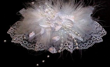 Keepsake Deluxe May bells Wedding Garter Bridal Garter on white lace. garders, garder