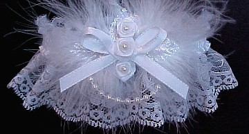 Roses 'n Pearls White Wedding Garter - White Bridal Garter - White Lace Garter. garter, garders, garder